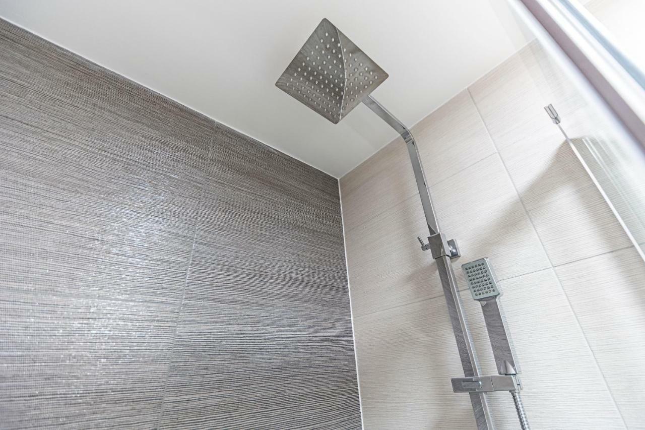 לונדון Modern Apartment Canary Wharf מראה חיצוני תמונה