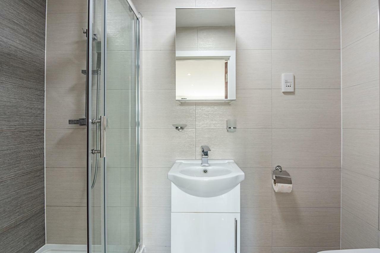לונדון Modern Apartment Canary Wharf מראה חיצוני תמונה